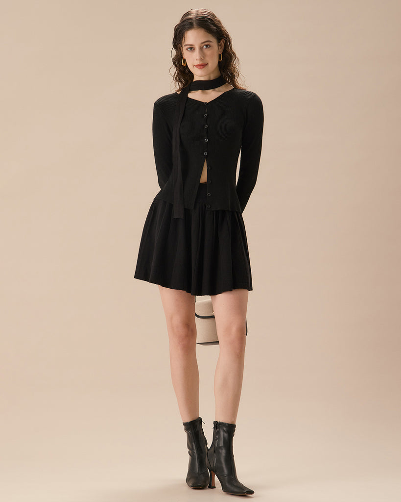 Women's Black Knit Pleated A-line Mini Skirt