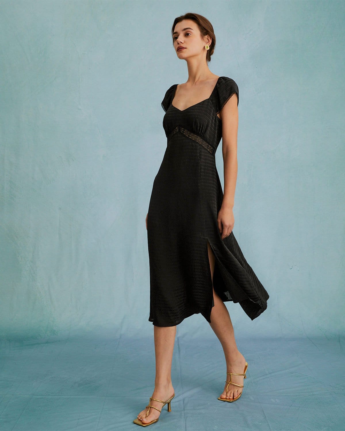 Lauren Ralph Lauren Polka Dot Short Sleeve Chain Embellishment A-Line Midi  Dress | Dillard's