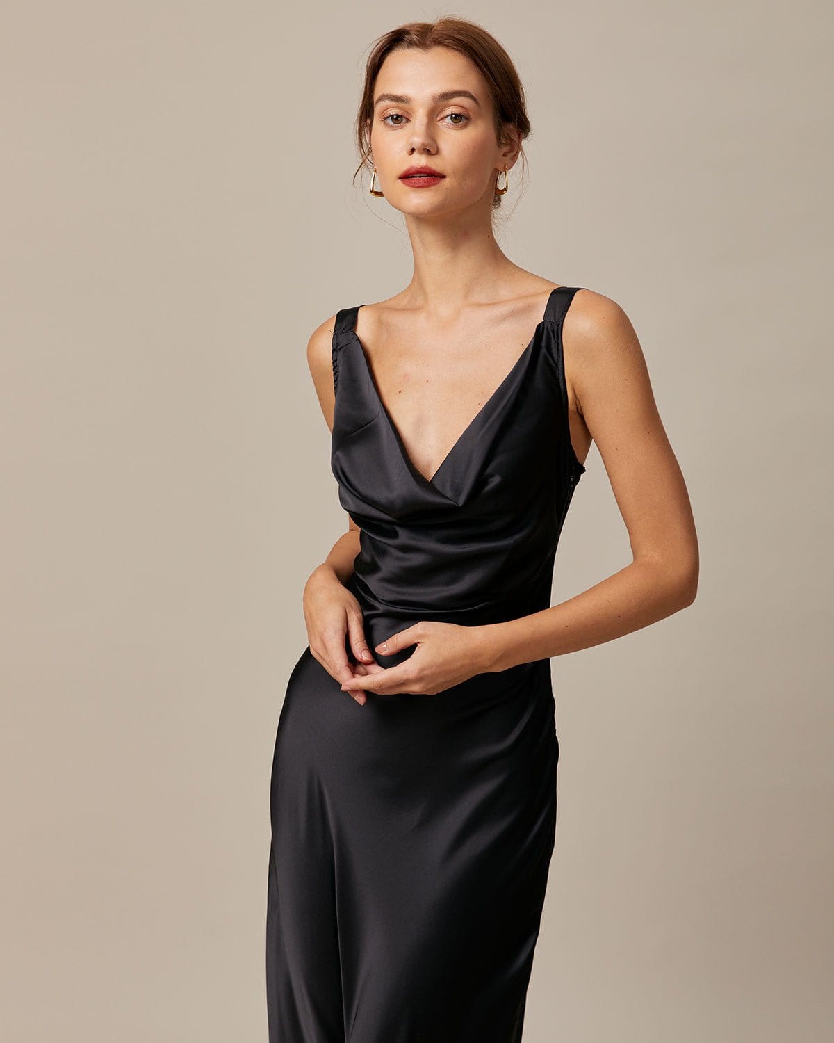https://www.rihoas.com/cdn/shop/products/the-cowl-neck-satin-maxi-dress-dresses-3tlkos-582321.jpg?v=1698114814