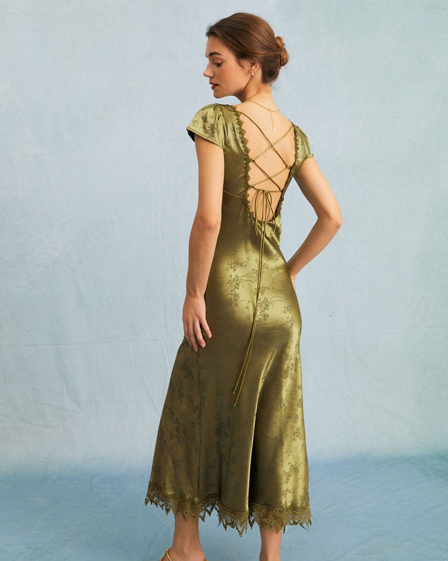 https://www.rihoas.com/cdn/shop/products/the-green-satin-jacquard-lace-midi-dress-dresses-5zkq0x-589120_650x.jpg?v=1698113318